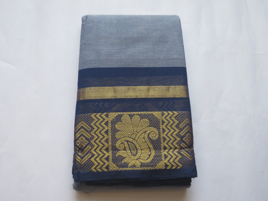 Hand woven cotton saree