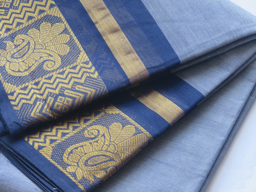 Hand woven cotton saree